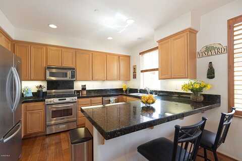 Via Antonio, NEWBURY PARK, CA 91320