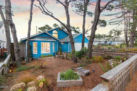 55Th, NEWPORT, OR 97365