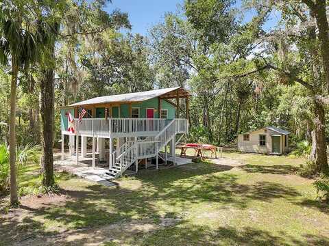 820Th, STEINHATCHEE, FL 32359