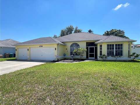 Country Club, CAPE CORAL, FL 33990