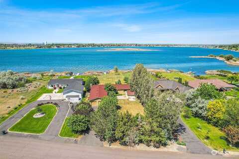 Goodrich, MOSES LAKE, WA 98837