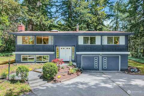 Henderson, BAINBRIDGE ISLAND, WA 98110