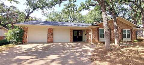 Hillview, HURST, TX 76054