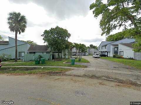 58Th, LAUDERHILL, FL 33313