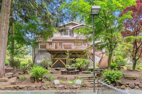 194Th, LAKE FOREST PARK, WA 98155