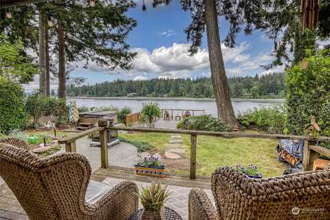 Angeline Avenue South, SUQUAMISH, WA 98392