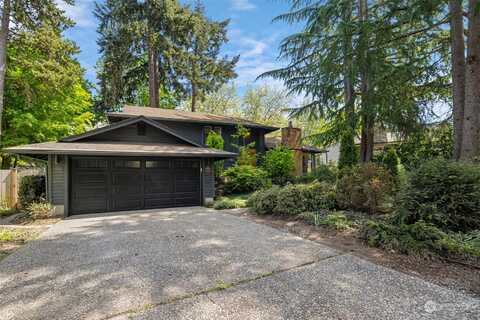 83Rd, KIRKLAND, WA 98034