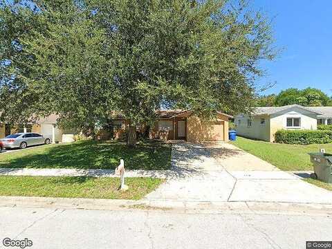 Oak Village, LARGO, FL 33778