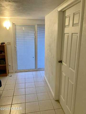 Ponce De Leon, ORMOND BEACH, FL 32176