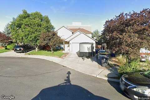 Borden, BEND, OR 97702