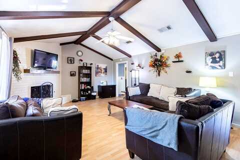 Vinton, LUBBOCK, TX 79424