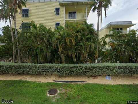 S Miramar Ave, Indialantic, FL 32903