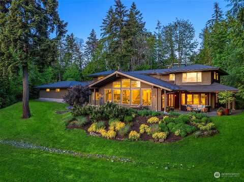 Darden, BAINBRIDGE ISLAND, WA 98110