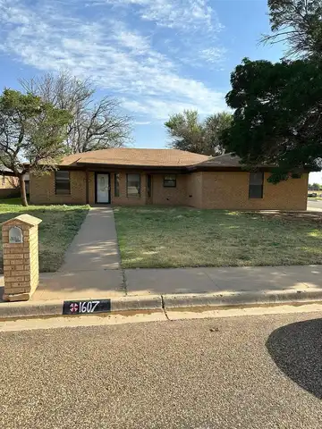 Brandee, BROWNFIELD, TX 79316