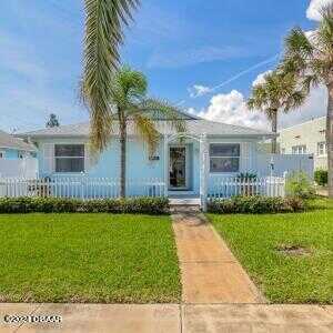 Ribault, DAYTONA BEACH, FL 32118