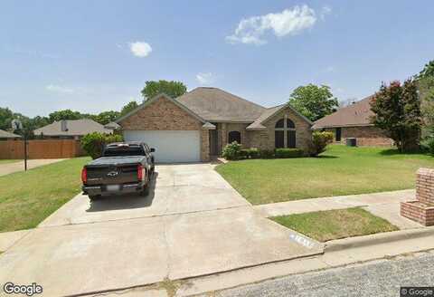 Joan, COPPERAS COVE, TX 76522