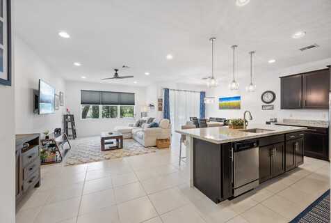 Palm, ROYAL PALM BEACH, FL 33411