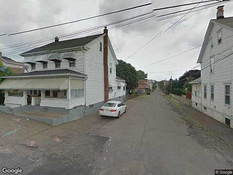 Hayes, HAZLETON, PA 18201