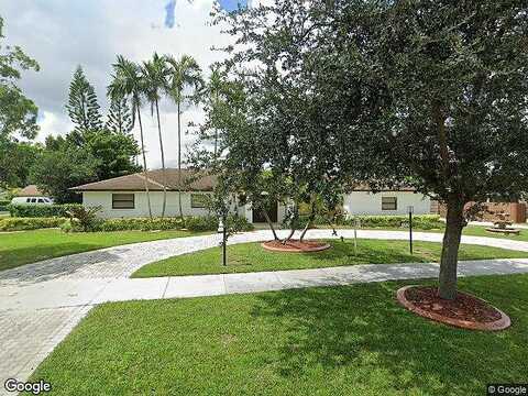 92Nd, PALMETTO BAY, FL 33157