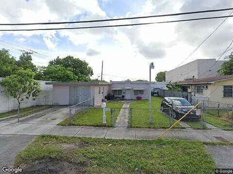 30Th, MIAMI, FL 33135