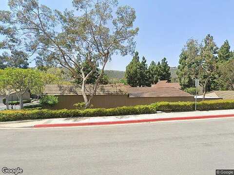 E Nine Dr, Laguna Niguel, CA 92677