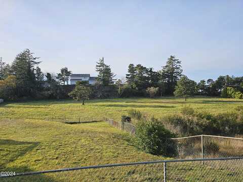 27Th, NEWPORT, OR 97365
