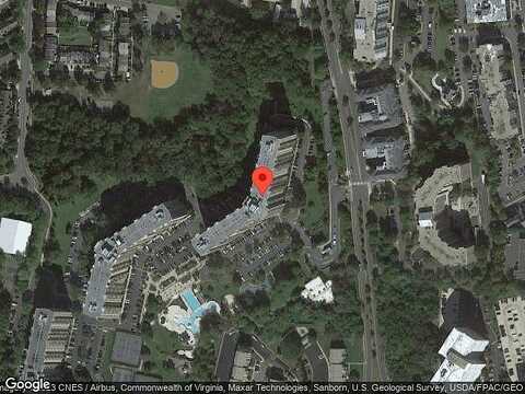 Yoakum Pkwy, Alexandria, VA 22304