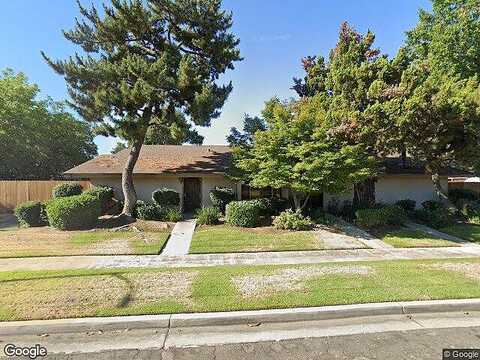 E Rialto Ave, Fresno, CA 93726