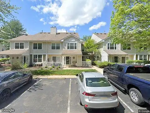 Ashley Ct, Glen Mills, PA 19342