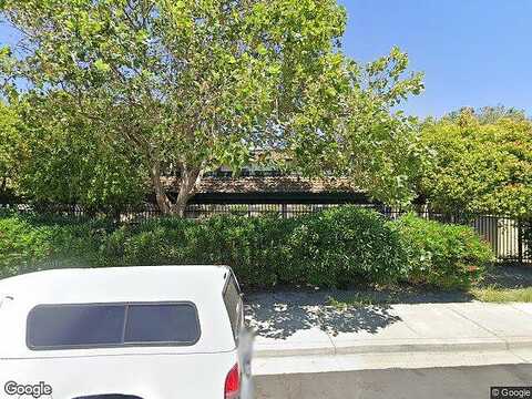 Risdon Dr, Union City, CA 94587