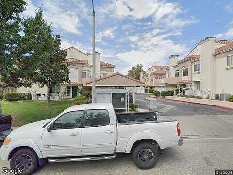 Karns Ct, Canyon Country, CA 91387