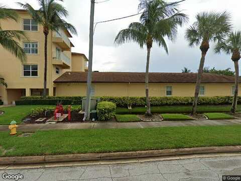 Seminole Ln, Cocoa Beach, FL 32931