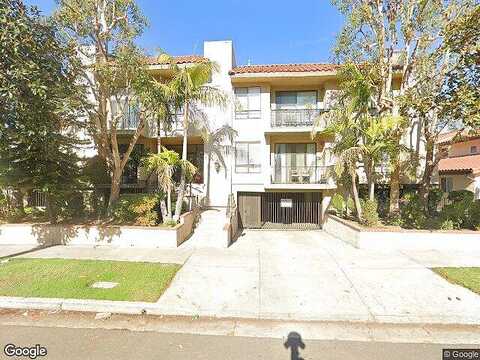 Riverside Dr, Sherman Oaks, CA 91423