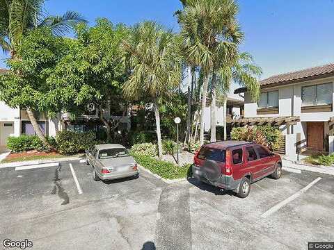 27Th, NORTH MIAMI BEACH, FL 33160