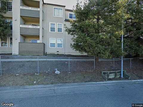 Royston Ln, Hayward, CA 94544