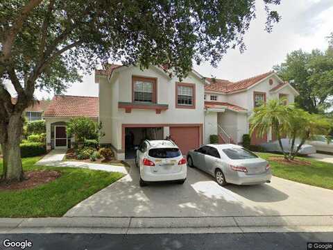 Windsor Sq, Naples, FL 34104