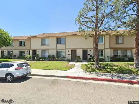 Carriage Dr, Santa Ana, CA 92707