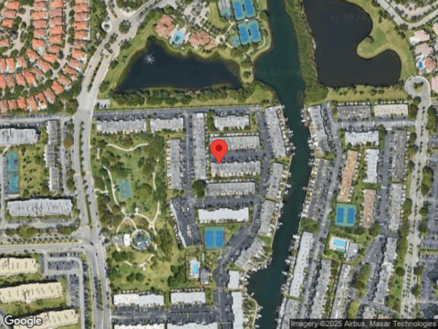 Ne 10Th St, Hallandale Beach, FL 33009