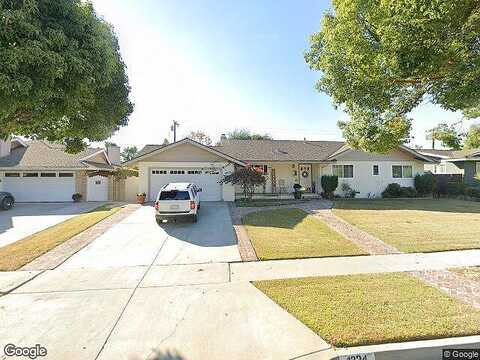 Calle Grande, Fullerton, CA 92835