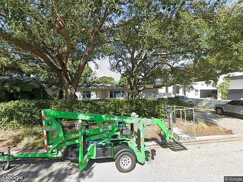 Laredo, SAINT PETERSBURG, FL 33704
