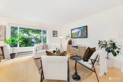 Terrace Drive Ne, Seattle, WA 98105