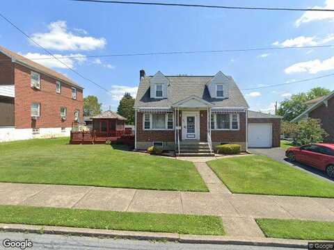 N Halstead St, Allentown, PA 18109