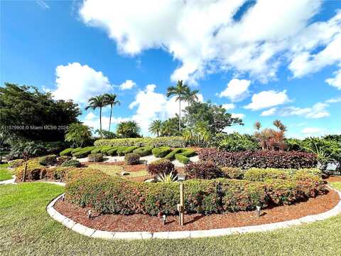 Bermuda Cir, Coconut Creek, FL 33066