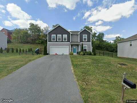 Ridge Crest Dr # 44, Waynesboro, PA 17268