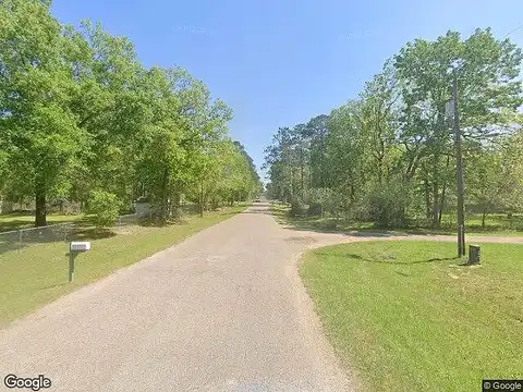 Magnolia Bend Dr, Conroe, TX 77302