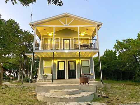 Overland Trail, Bandera, TX 78003