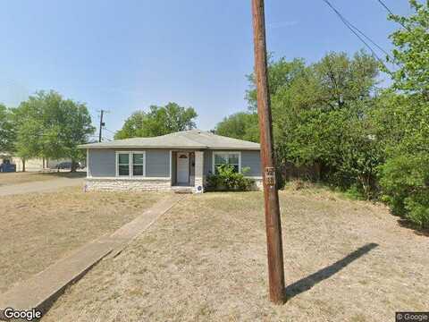 W Main St, Kerrville, TX 78028