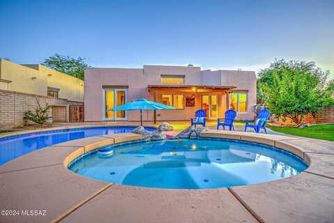 N St Augustine Place, Tucson, AZ 85712