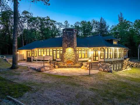 Cranberry Shore Ln, Eagle River, WI 54521