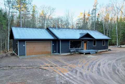 On Della Dr, Woodruff, WI 54568